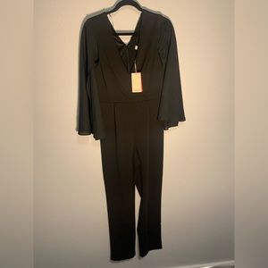 MONSOON V-Neck Cape Jumpsuit 🖤✨